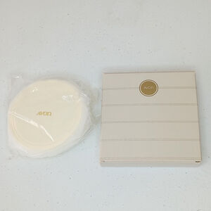 NOS 1987 Avon Ultra Perfumed Beauty Dust Puff Sealed